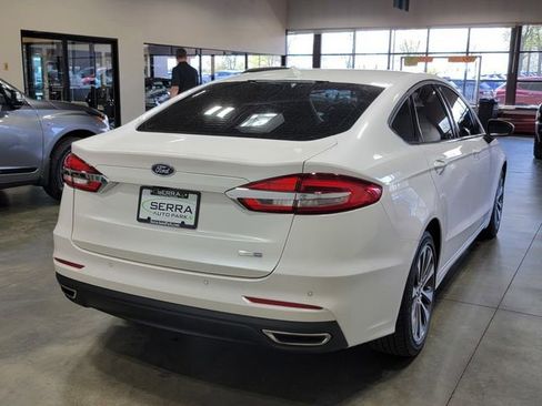Used 2020 Ford Fusion SE AWD/4WD image 5
