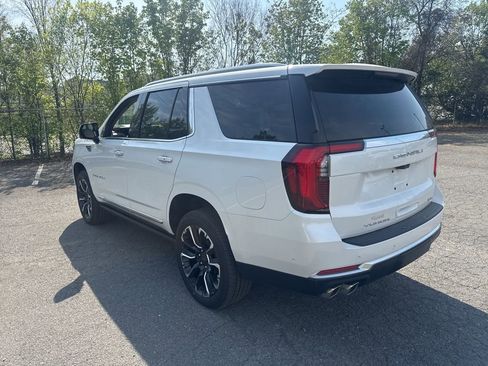 Certified 2025 GMC Yukon Denali w/ Denali Reserve Package image 5