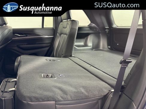 New 2025 Jeep Grand Cherokee Limited image 21