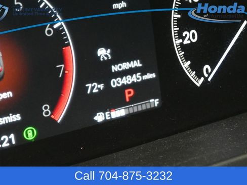Used 2023 Honda Pilot Touring image 18