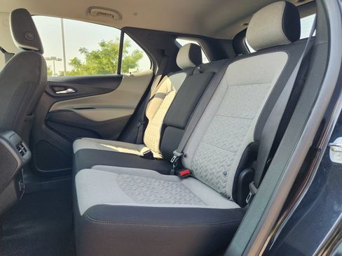 Used 2023 Chevrolet Equinox LT AWD/4WD image 4