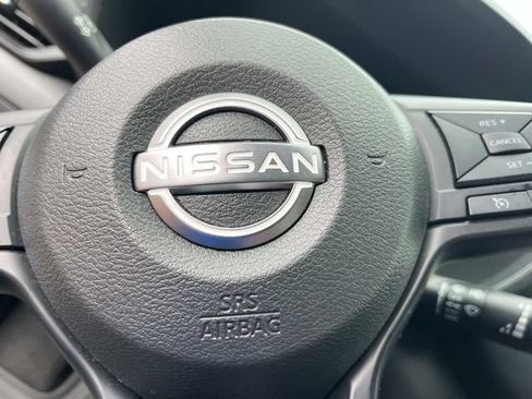 Used 2024 Nissan Sentra S FWD image 30
