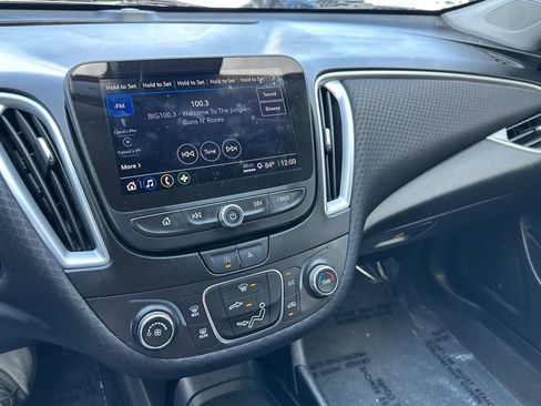 Used 2023 Chevrolet Malibu LS FWD image 27