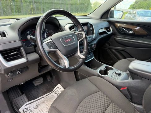 Used 2021 GMC Terrain SLE w/ Driver Convenience Package FWD image 10