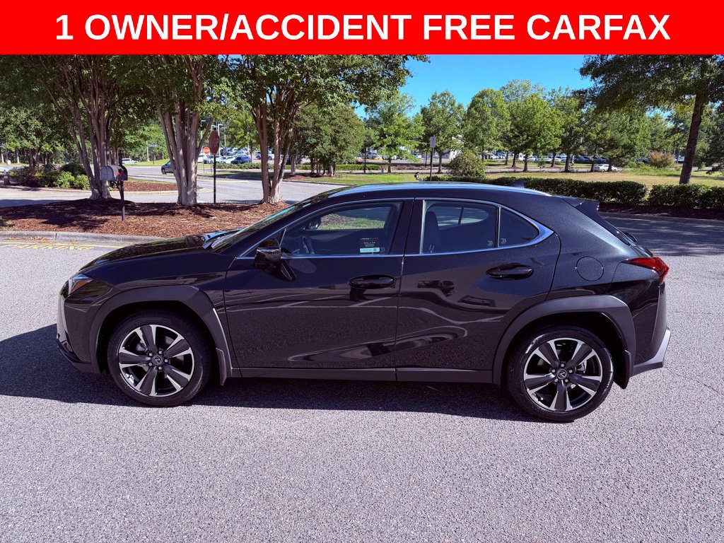 Certified 2025 Lexus UX 300h FWD w/ Accessory Package (Z1) image 4