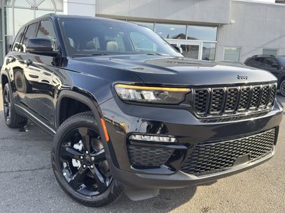 New 2025 Jeep Grand Cherokee Limited w/ Black Appearance Package