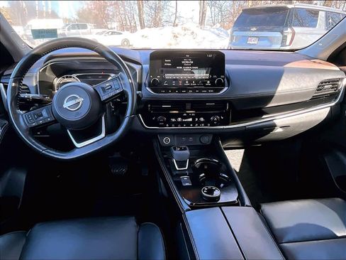 Used 2023 Nissan Rogue SL w/ SL Premium Package image 20