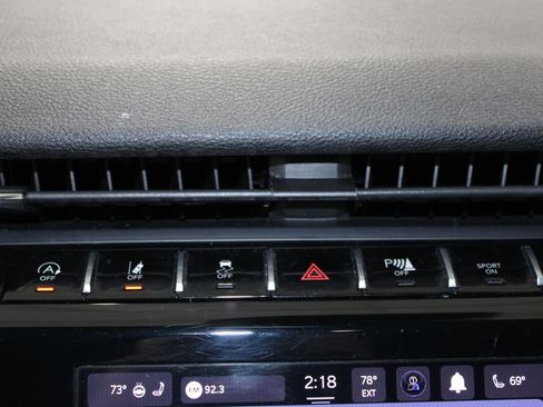 Used 2024 Jeep Grand Cherokee Altitude AWD/4WD image 55
