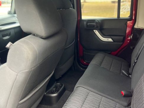 Used 2012 Jeep Wrangler Unlimited Sahara w/ Dual Top Group image 6