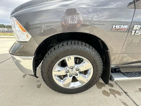 Used 2018 RAM 1500 Big Horn AWD/4WD image 33