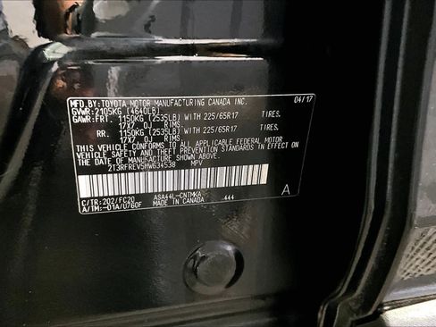 Used 2017 Toyota RAV4 XLE image 33