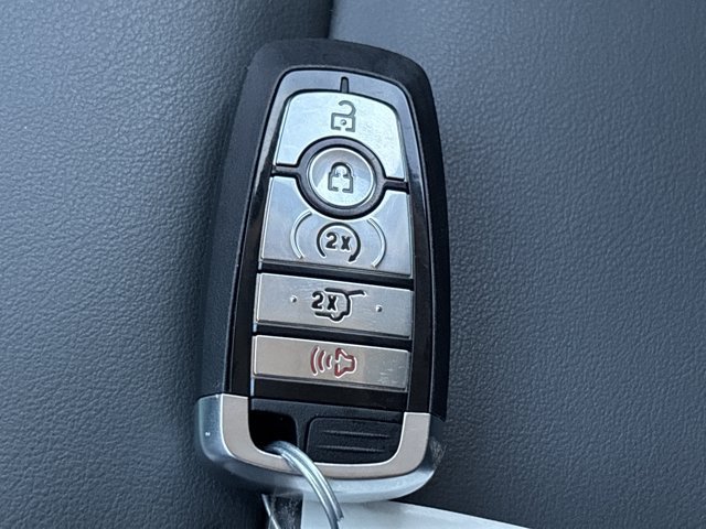 Used 2026 Ford Expedition Active AWD/4WD image 43