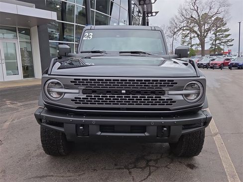 Used 2023 Ford Bronco Badlands image 8