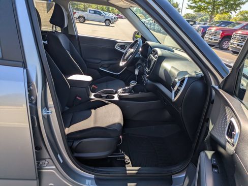 Used 2022 Kia Soul LX w/ Technology Package FWD image 36