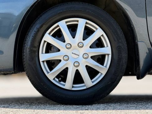 Used 2016 Nissan Versa S Plus image 28