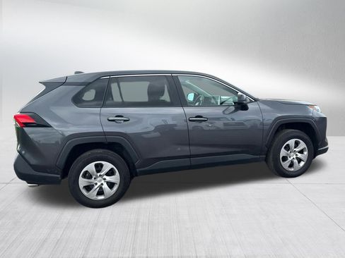 Used 2023 Toyota RAV4 LE AWD/4WD image 5