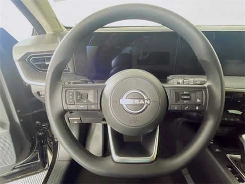 New 2026 Nissan Kicks SV image 8