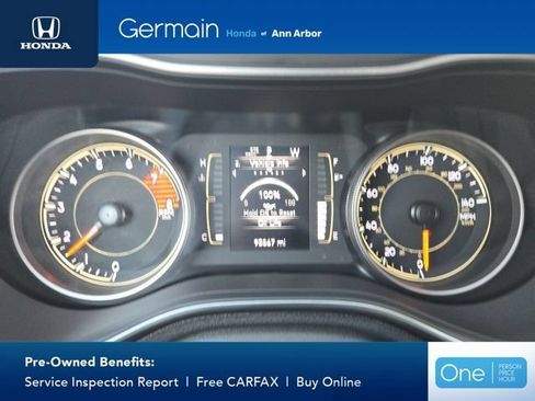 Used 2020 Jeep Cherokee Latitude Lux w/ Trailer Tow Group AWD/4WD image 23
