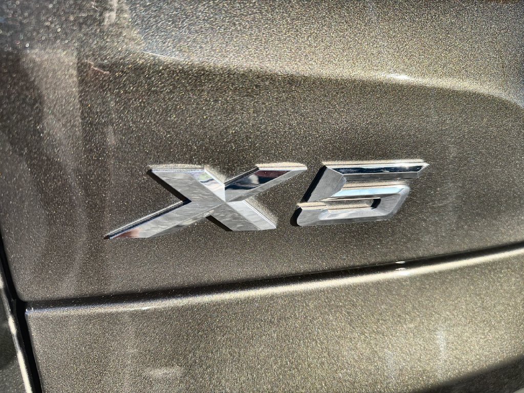 Used 2024 BMW X5 xDrive40i w/ Premium Package AWD/4WD image 15