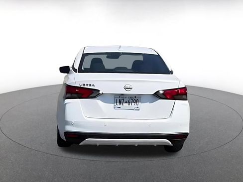 Used 2025 Nissan Versa SV FWD image 12