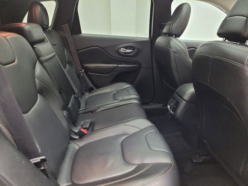 Used 2016 Jeep Cherokee Limited AWD/4WD image 19