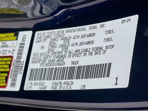 Used 2025 Toyota Tundra Limited image 33