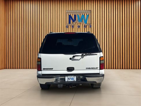 Used 2005 Chevrolet Tahoe LS w/ Preferred Equipment Group AWD/4WD image 42