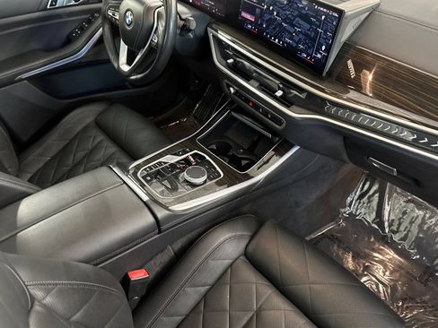 Used 2024 BMW X5 xDrive40i AWD/4WD image 17