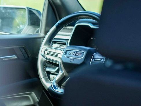 Used 2024 GMC Canyon Elevation image 21