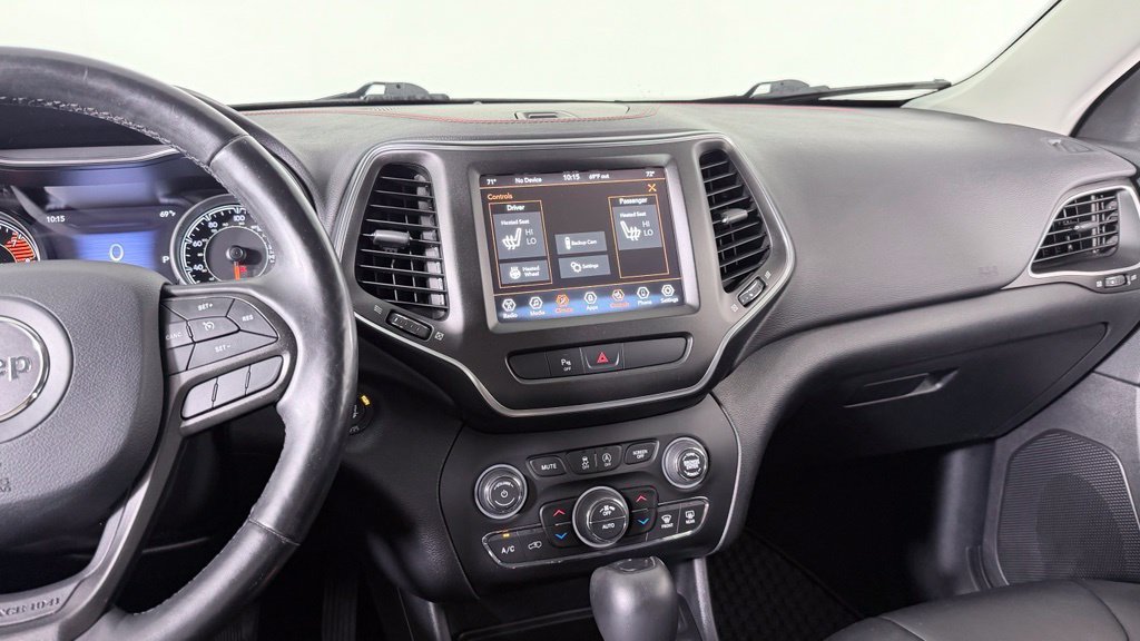 Used 2020 Jeep Cherokee Trailhawk w/ Cold Weather Group AWD/4WD image 22