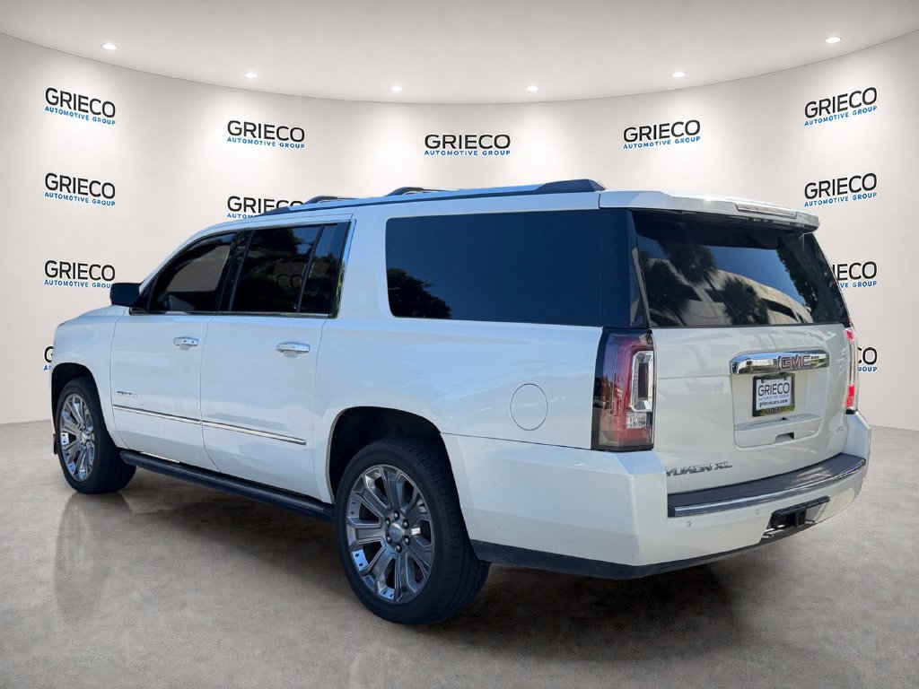 Used 2015 GMC Yukon XL Denali w/ Premium Package AWD/4WD image 5