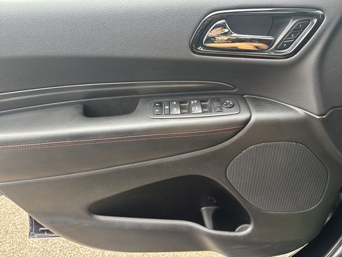 Used 2024 Dodge Durango GT image 9