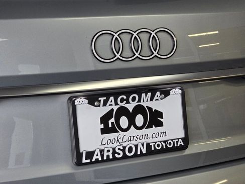 Used 2025 Audi Q7 3.0T Premium Plus AWD/4WD image 14