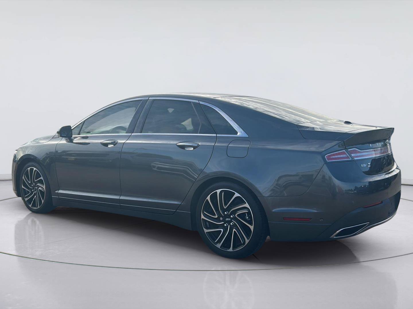 Used 2020 Lincoln MKZ Reserve w/ Luxury Package FWD image 6