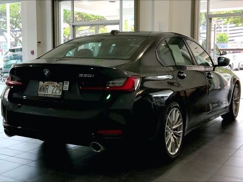 Used 2023 BMW 330i Sedan RWD image 6