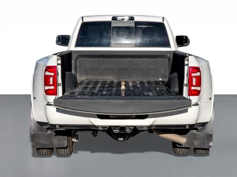 Used 2022 RAM 3500 Limited image 59