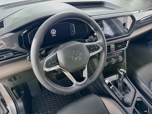 Used 2023 Volkswagen Taos SEL AWD/4WD image 13