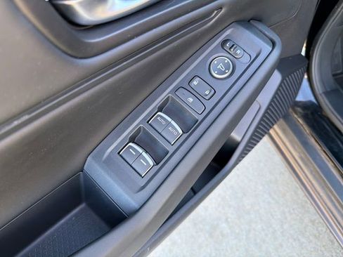 Certified 2025 Honda Accord SE image 11