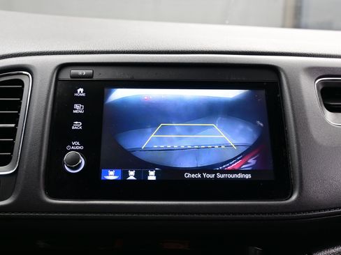 Used 2021 Honda HR-V EX image 19