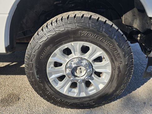 Used 2022 Ford F250 XLT w/ XLT Value Package image 25