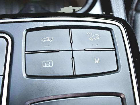 Used 2019 Mercedes-Benz GLS 450 4MATIC image 28