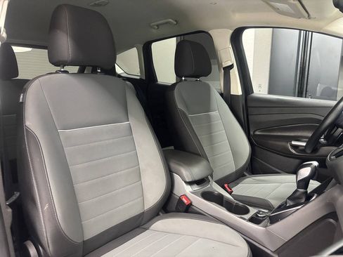Used 2013 Ford C-MAX SE FWD image 25