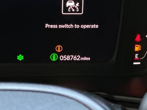 Certified 2023 Honda Accord LX image 28