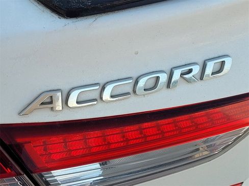 Used 2021 Honda Accord Sport image 7