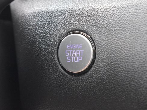 Used 2023 Kia Sorento S w/ Panoramic Sunroof Package AWD/4WD image 34