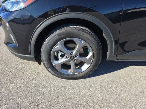 Used 2025 Ford Escape ST-Line image 9