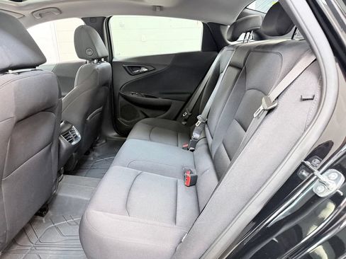Used 2025 Chevrolet Malibu LT w/ Midnight Edition FWD image 18