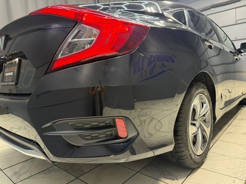 Used 2020 Honda Civic LX image 8