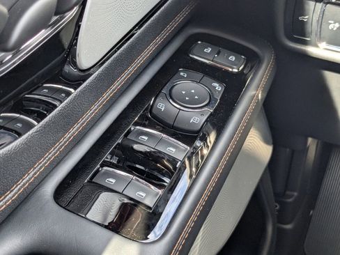 New 2025 Lincoln Aviator Black Label w/ Black Label Special Edition image 28