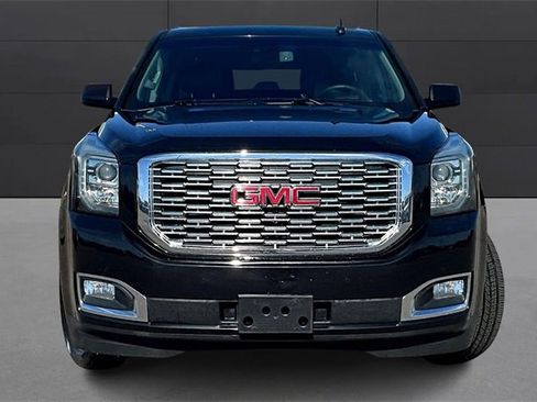 Used 2020 GMC Yukon XL Denali w/ Denali Ultimate Package image 2